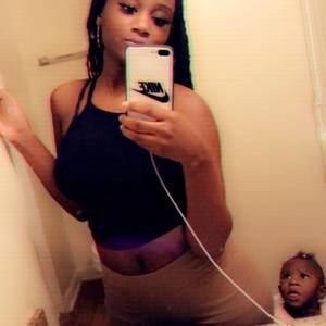 Meet your Posher, Rae